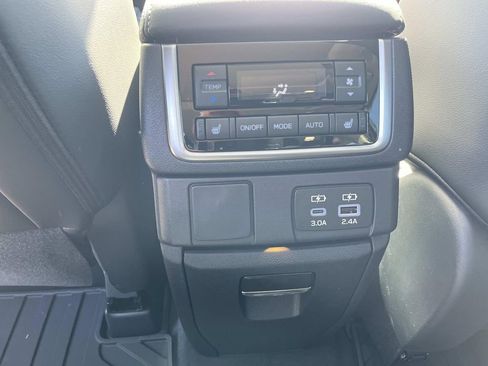 New 2026 Subaru Ascent Limited w/ Popular Package #2 image 18