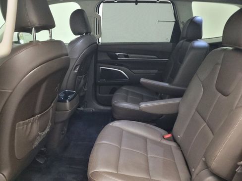 Used 2021 Kia Telluride SX w/ Towing Package FWD image 18