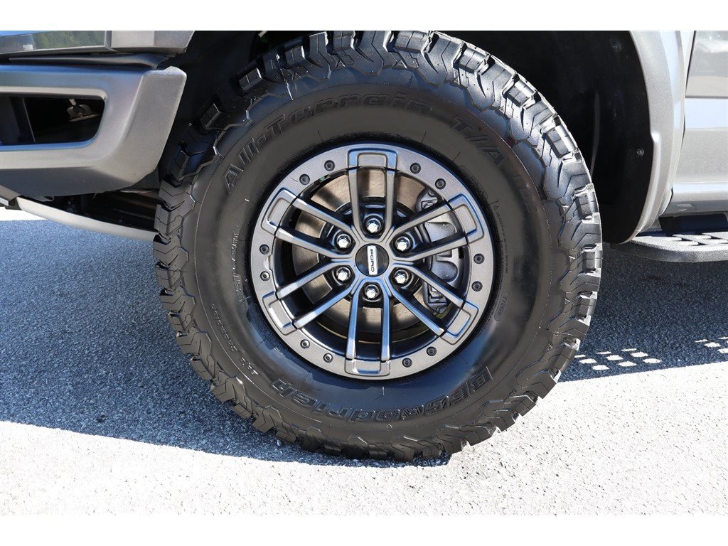 Used 2020 Ford F150 Raptor w/ Equipment Group 802A Luxury AWD/4WD image 47