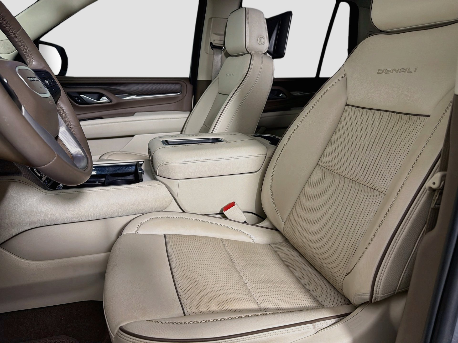 Used 2024 GMC Yukon Denali RWD image 23