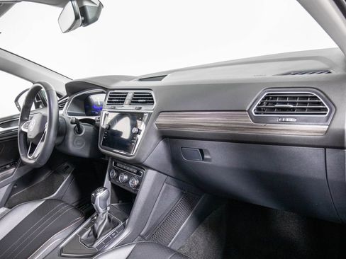 Used 2024 Volkswagen Tiguan Wolfsburg Edition image 20