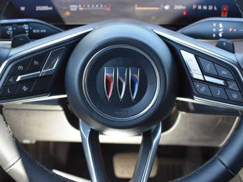 Used 2025 Buick Enclave Preferred w/ LPO, Floor Liner Package FWD image 21