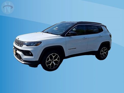 Used 2025 Jeep Compass Limited AWD/4WD image 4