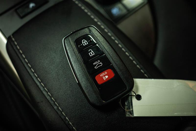Used 2021 Lexus RX 450h AWD w/ Premium Package image 23