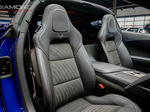 Used 2016 Chevrolet Corvette Stingray 2LT w/ 2LT Preferred Equipment Group image 14