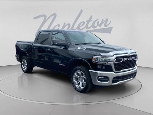 Used 2025 RAM 1500 Big Horn RWD image 3