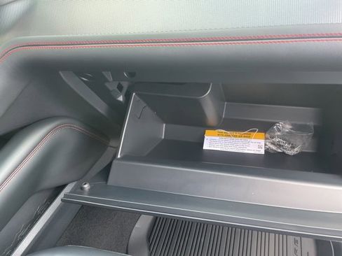 New 2026 Ford Explorer ST-Line w/ ST-Line Street Pack image 52