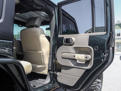 Used 2010 Jeep Wrangler Unlimited Rubicon w/ Dual Top Group AWD/4WD image 48