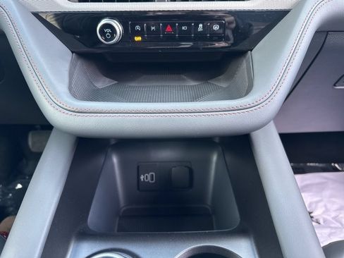 New 2026 Ford Explorer Active w/ Active Comfort Package AWD/4WD image 59