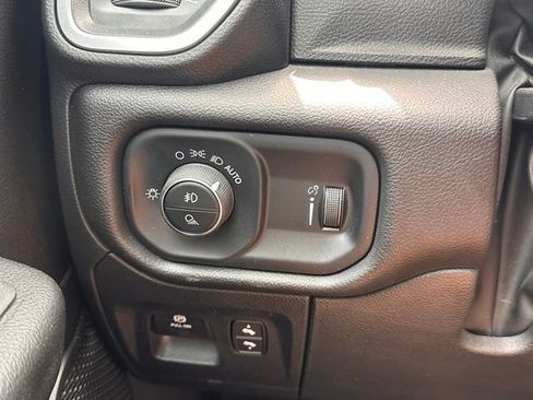 Used 2024 RAM 1500 Big Horn AWD/4WD image 20