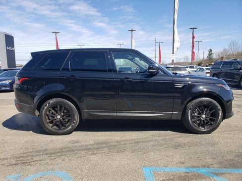 Used 2021 Land Rover Range Rover Sport SE image 2