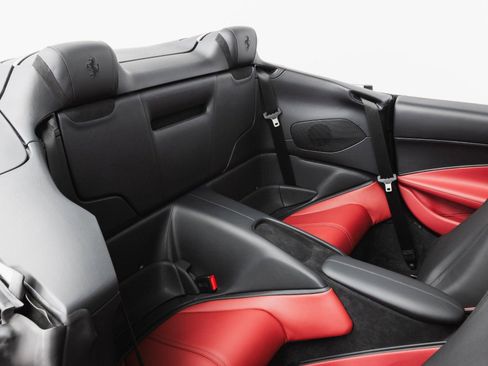Certified 2024 Ferrari Roma Spider RWD image 65