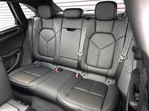 New 2026 Porsche Macan S image 33