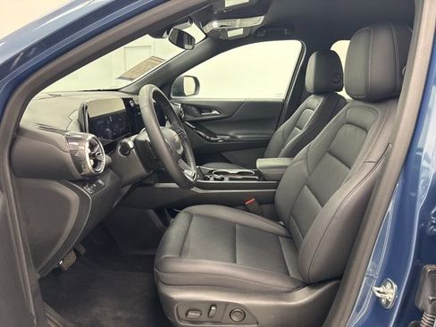 Used 2026 Chevrolet Equinox LT w/ Convenience Package II FWD image 24