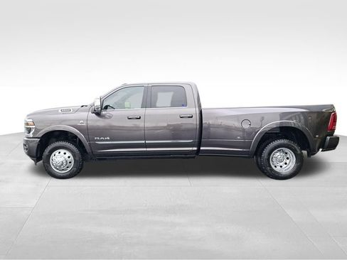 New 2026 RAM 3500 Limited AWD/4WD image 2