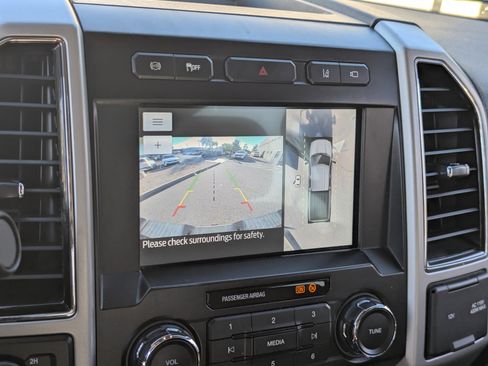 Used 2021 Ford F250 Lariat image 24