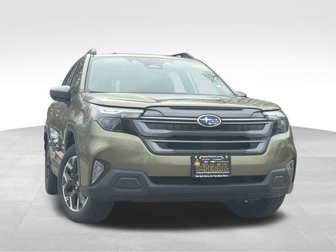 New 2026 Subaru Forester Premium AWD/4WD image 2