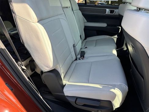 New 2025 Hyundai Santa Fe Limited AWD/4WD image 15