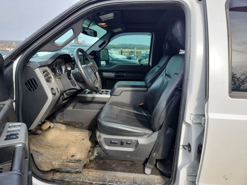 Used 2016 Ford F250 Lariat w/ Lariat Ultimate Package image 16