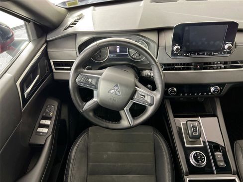 Used 2022 Mitsubishi Outlander SEL Black Edition image 20