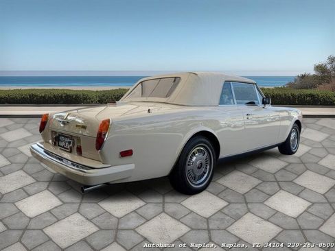 Used 1990 Rolls-Royce Corniche III RWD image 31