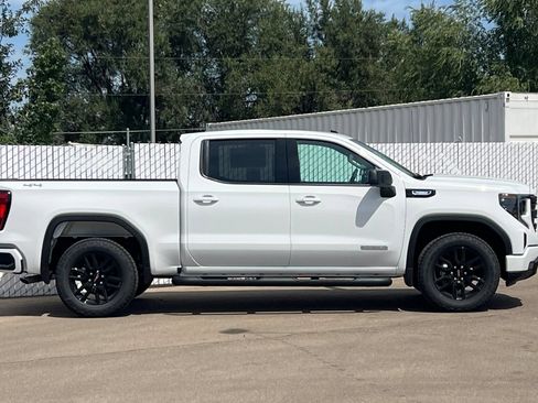 New 2026 GMC Sierra 1500 Elevation w/ Elevation Select Package AWD/4WD image 3