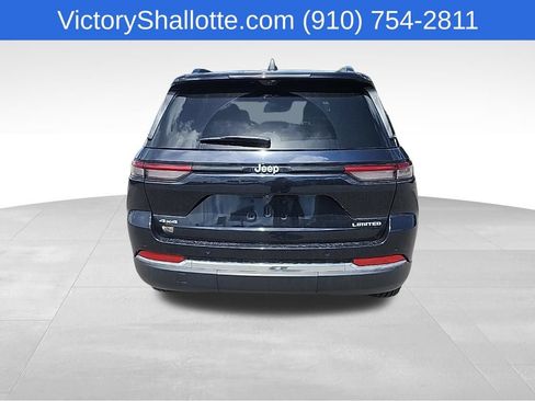 Used 2024 Jeep Grand Cherokee Limited w/ Luxury Tech Group II AWD/4WD image 32
