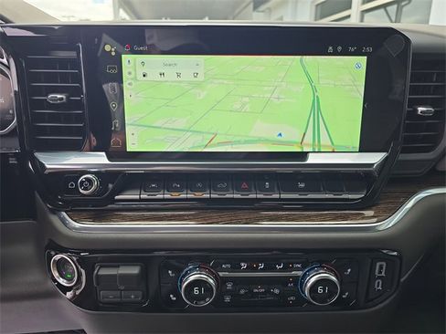 New 2026 GMC Sierra 1500 SLE w/ Preferred Package image 19