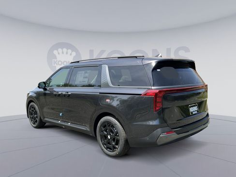 New 2026 Kia Carnival SX w/ SX Dark Edition Package FWD image 4