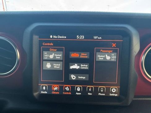 Used 2022 Jeep Gladiator Rubicon w/ LED Lighting Group image 23