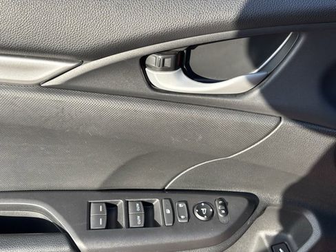 Used 2021 Honda Civic Sport image 11