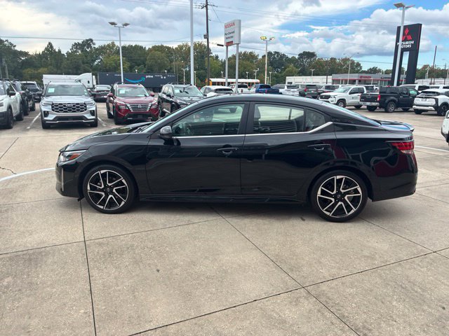 Used 2024 Nissan Sentra SR w/ SR Premium Package FWD image 4