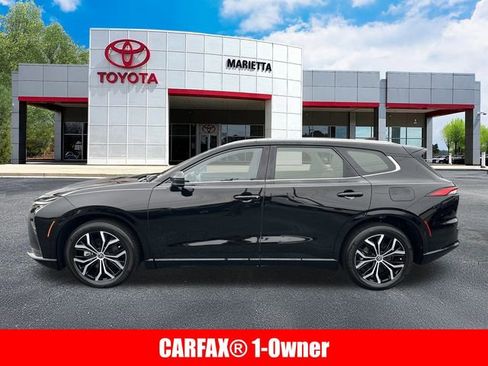 Certified 2025 Toyota Crown Signia image 2