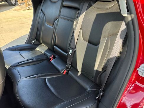 Used 2019 Jeep Compass Limited image 27