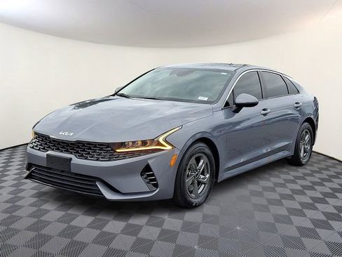 Used 2022 Kia K5 LXS image 3