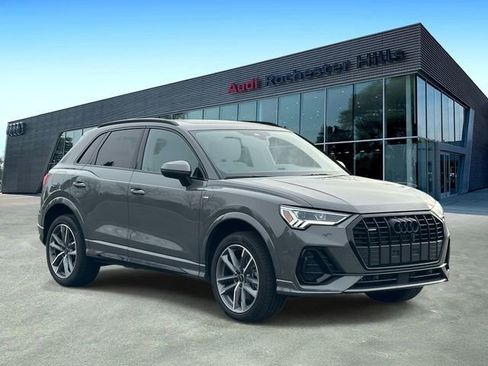 Certified 2025 Audi Q3 2.0T Premium w/ Convenience Package image 7