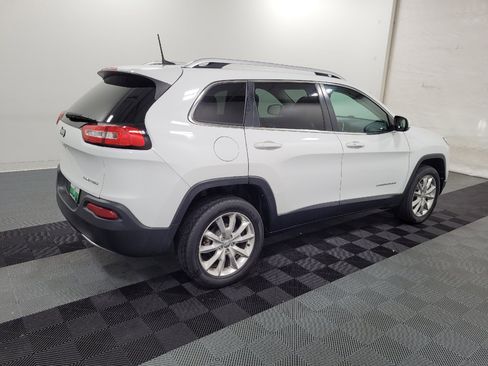 Used 2016 Jeep Cherokee Limited FWD image 10
