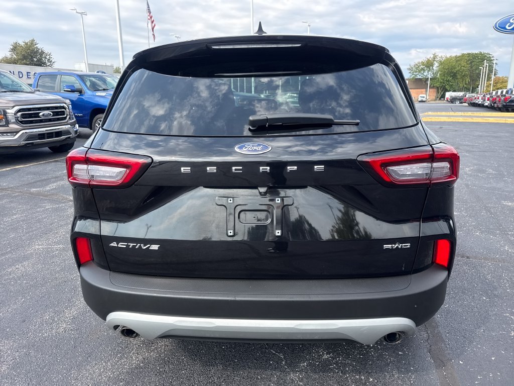 Used 2025 Ford Escape Active AWD/4WD image 8