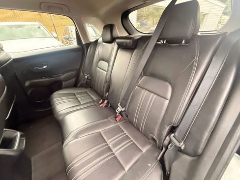 Used 2024 Honda HR-V EX-L image 30