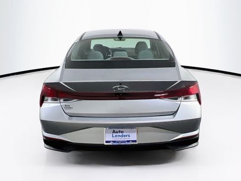 Used 2023 Hyundai Elantra SEL FWD image 6