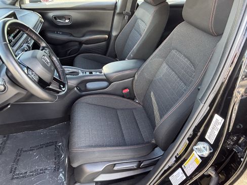 Used 2025 Honda HR-V Sport image 14