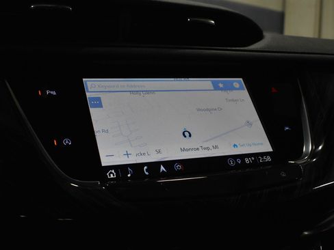 Certified 2024 Cadillac XT6 Premium Luxury FWD image 18
