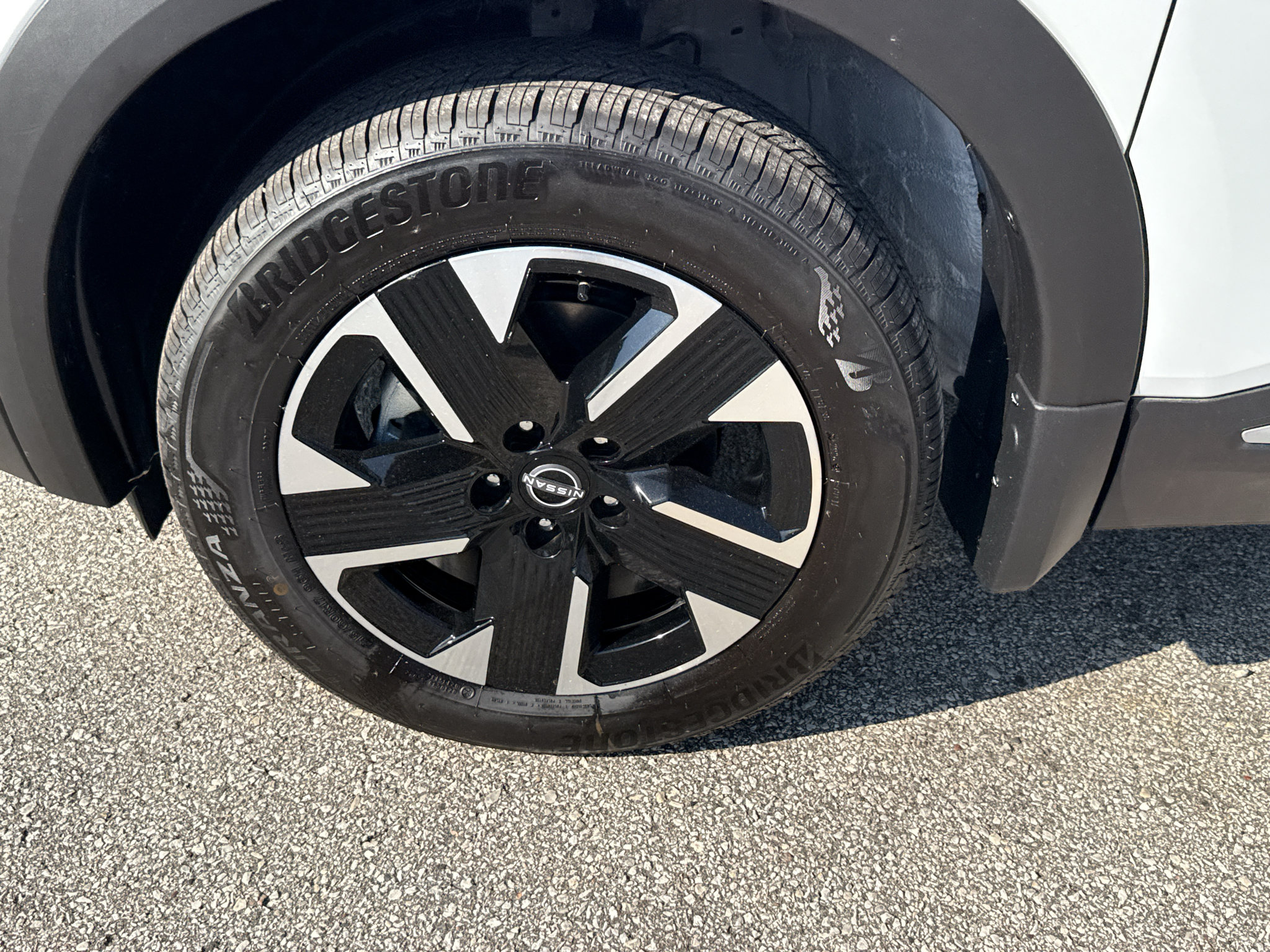 New 2027 Nissan Kicks SV AWD/4WD image 20