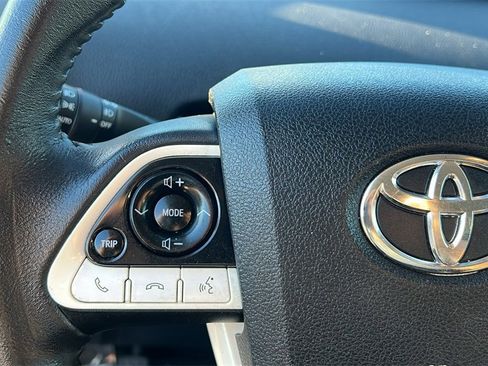 Used 2018 Toyota Prius Three Touring image 17