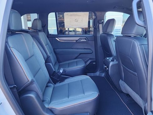 New 2026 GMC Acadia AT4 w/ Luxury Package image 47
