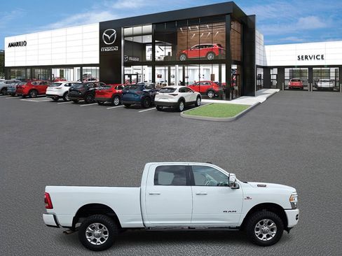 Used 2024 RAM 2500 Laramie AWD/4WD image 5