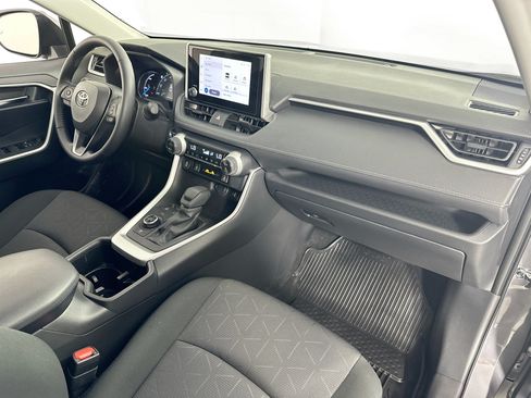 Used 2025 Toyota RAV4 XLE w/ Convenience Package AWD/4WD image 28