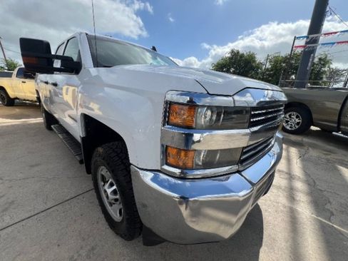 Used 2015 Chevrolet Silverado 2500 W/T w/ WT Convenience Package AWD/4WD image 3