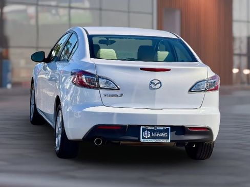 Used 2011 MAZDA MAZDA3 i Touring image 4