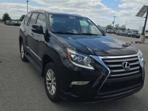 Used 2018 Lexus GX 460 Premium w/ Premium Package AWD/4WD image 4